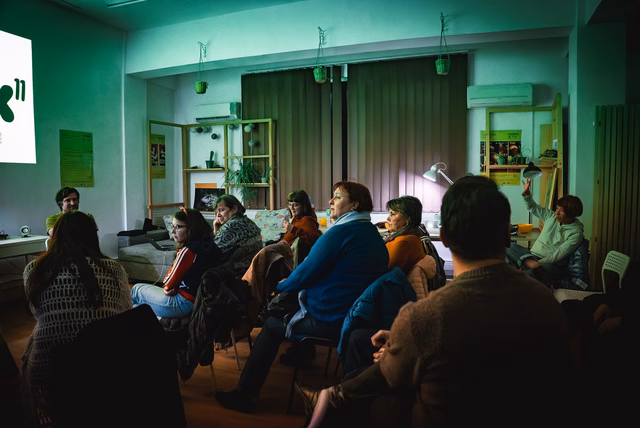 KineDok: „Alice On & Off”, cu psihologul Răzvan Băhnărel