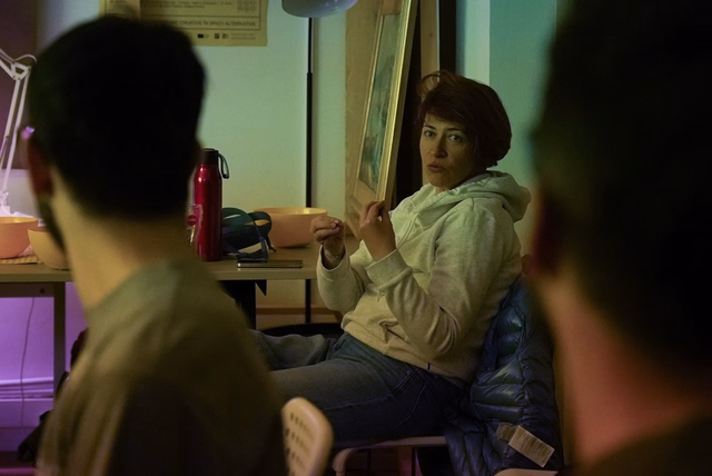 KineDok: „Alice On & Off”, cu psihologul Răzvan Băhnărel