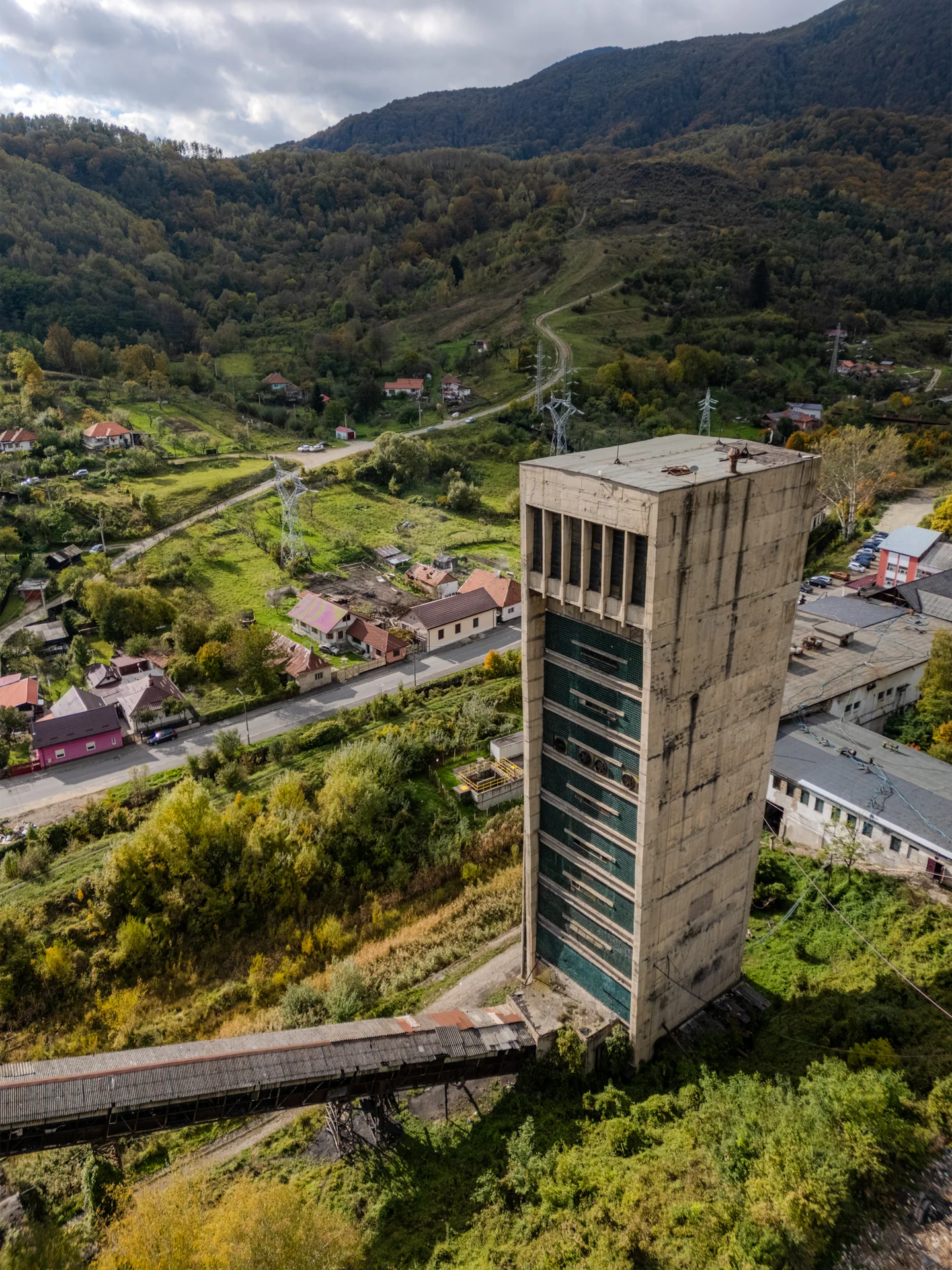 Mina Vulcan - Puțul Chorin