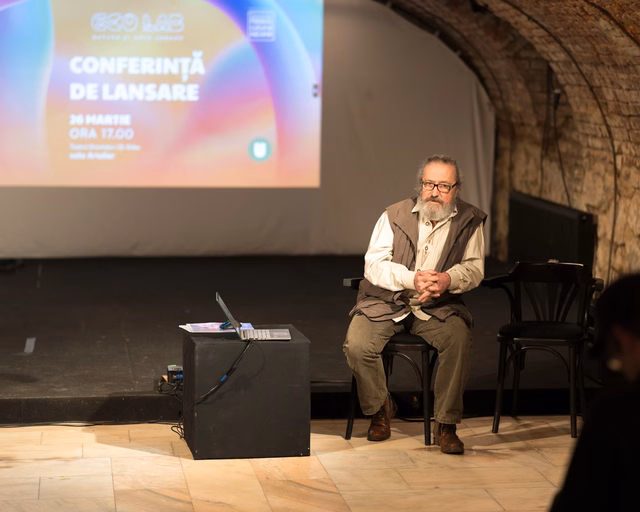 Conferința de lansare EcoLab – laborator de arte și ecologie