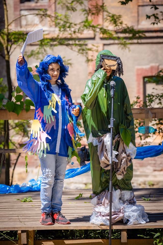 Waves of Change: spectacol de ecoteatru la Casa Ianza