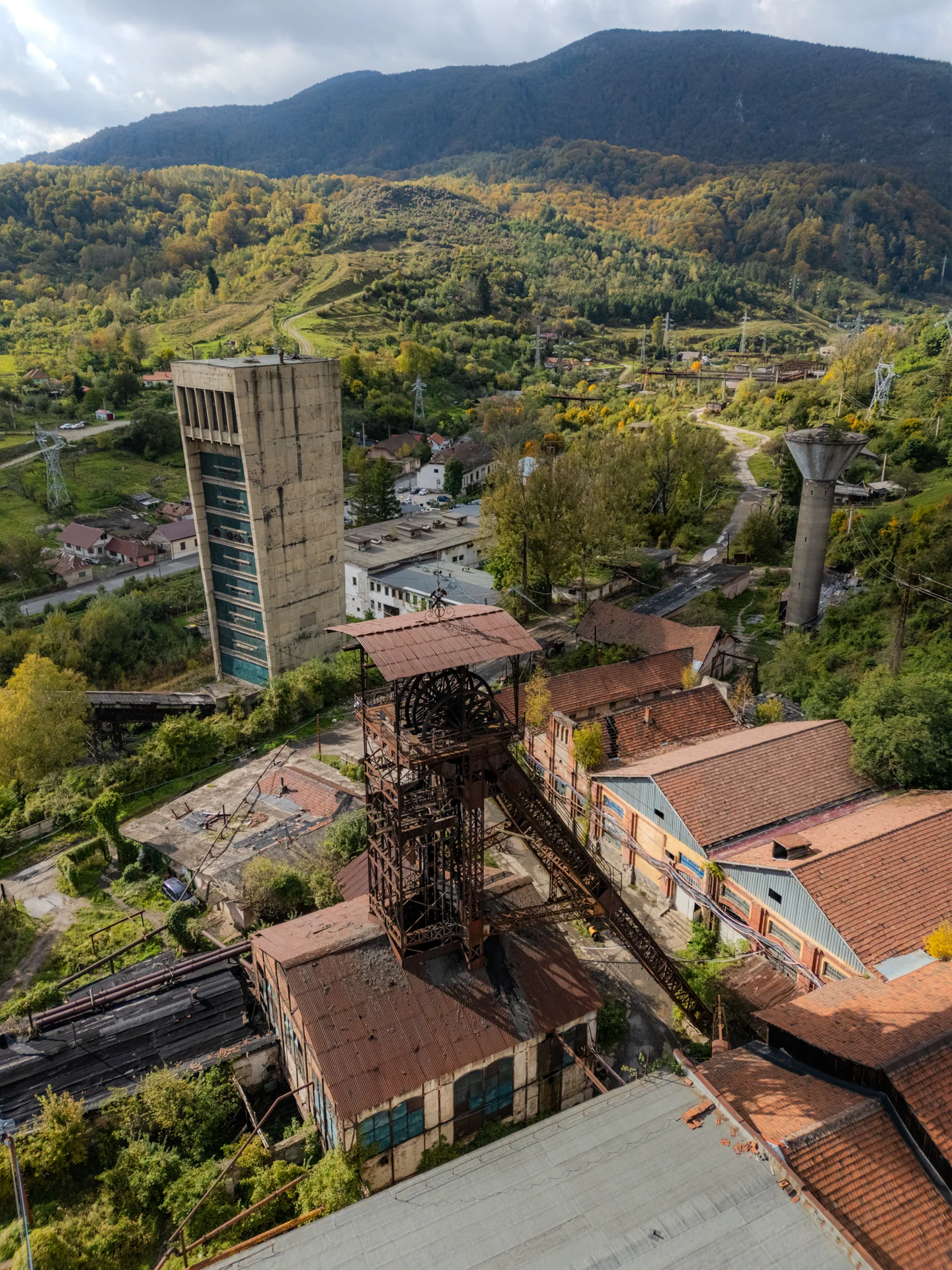 Mina Vulcan - Puțul Chorin