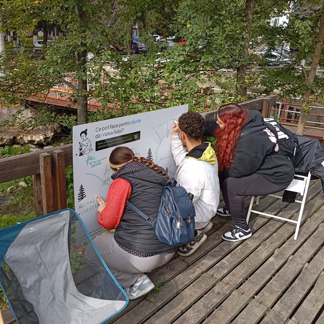 Picnic pe Maleia: am adoptat un kilometru din pârâul Maleia